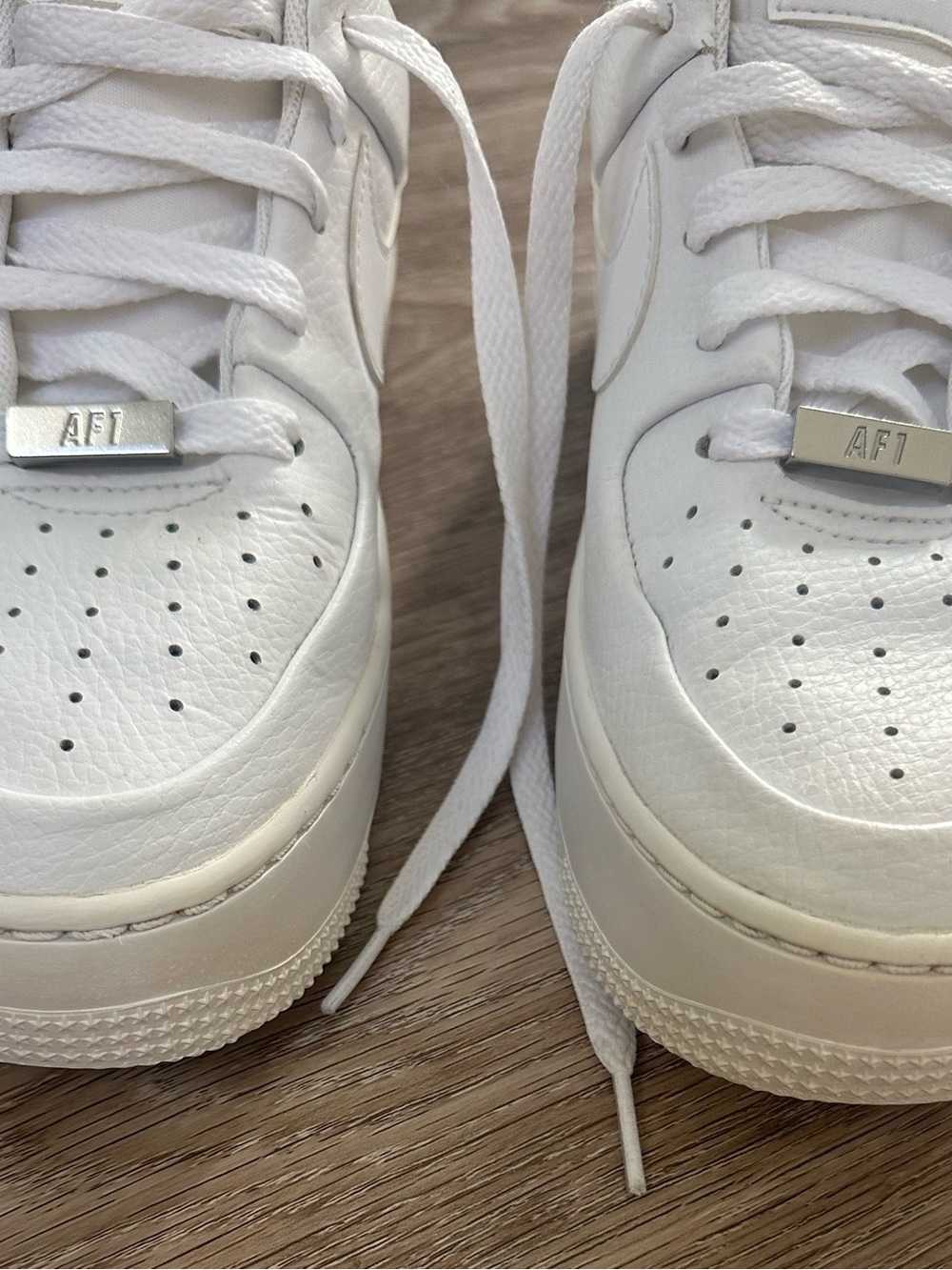 NIKE Air Force 1 Sage Low Women’s 7.5 Triple White Leather Streetwear EUC CLEAN - Picture 5 of 12